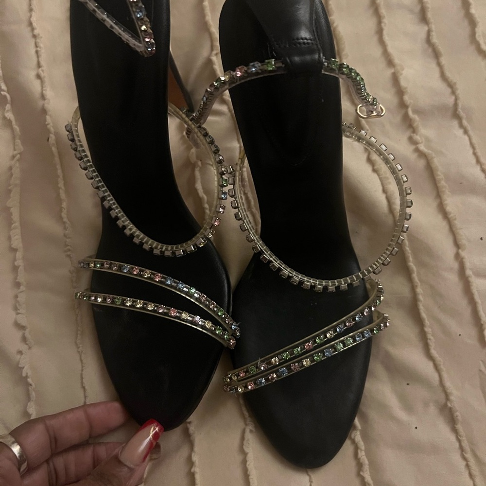 DESIGNER SANDALS